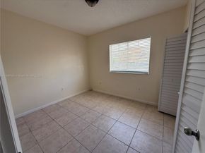 1089 SE 13th Ter, Homestead FL 33035