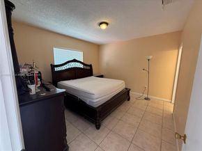 1089 SE 13th Ter, Homestead FL 33035