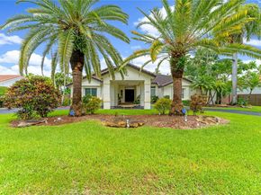 11919 SW 72nd Ter, Miami FL 33183