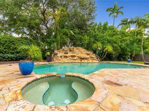 11919 SW 72nd Ter, Miami FL 33183