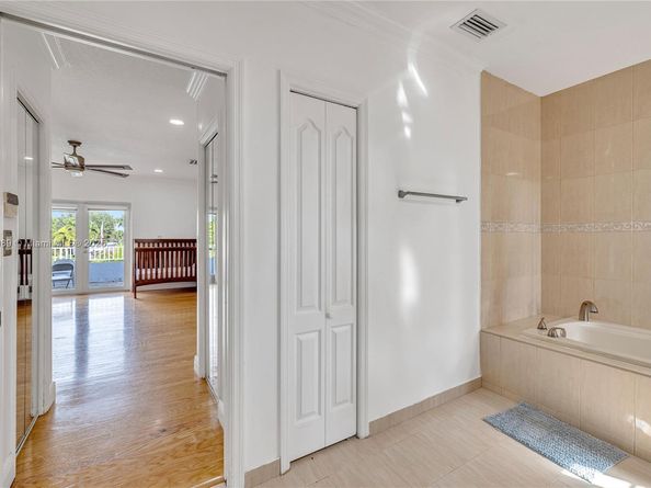 15263 SW 141 St, Miami FL 33196