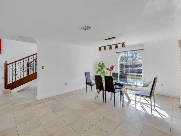 15263 SW 141 St, Miami FL 33196