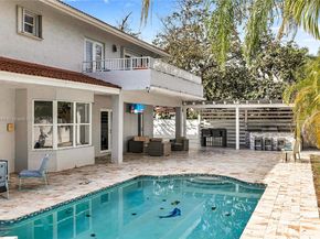 15263 SW 141 St, Miami FL 33196