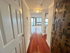 520 Brickell Key Dr A811, Miami FL 33131