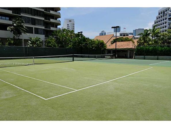 520 Brickell Key Dr A811, Miami FL 33131