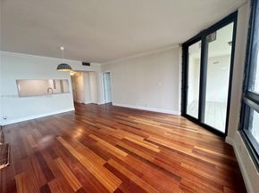 520 Brickell Key Dr A811, Miami FL 33131