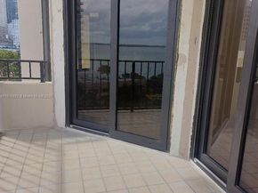 520 Brickell Key Dr A811, Miami FL 33131