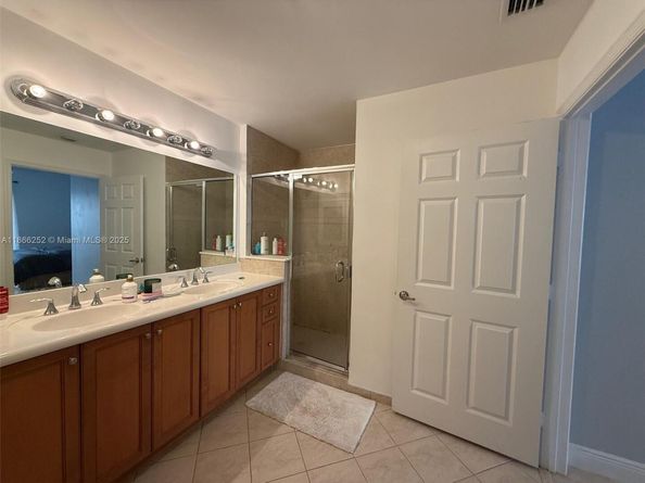 8395 SW 73rd Ave 509, Miami FL 33143