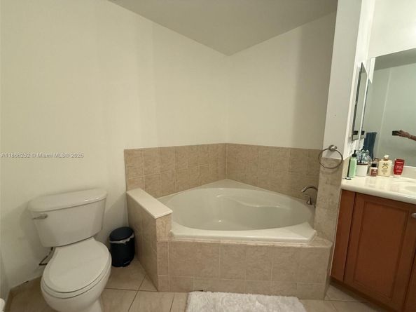 8395 SW 73rd Ave 509, Miami FL 33143
