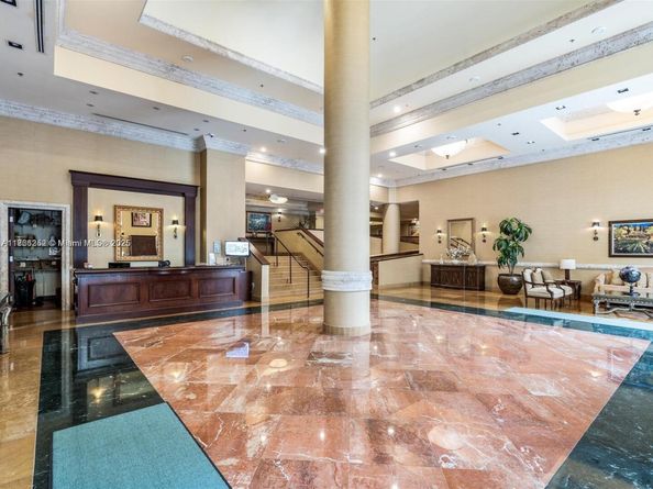 8395 SW 73rd Ave 509, Miami FL 33143