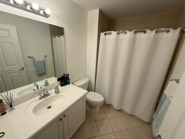8395 SW 73rd Ave 509, Miami FL 33143