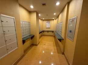 8395 SW 73rd Ave 509, Miami FL 33143