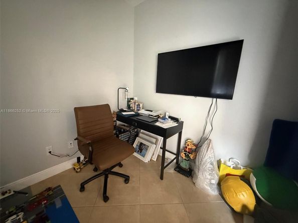 8395 SW 73rd Ave 509, Miami FL 33143