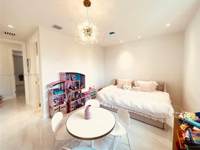 7233 SW 122nd Pl, Miami FL 33183