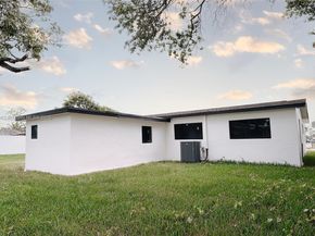 17940 NW 13th Ct, Miami Gardens FL 33169