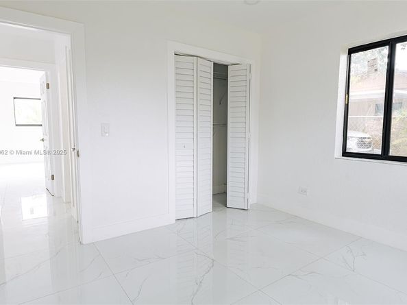 17940 NW 13th Ct, Miami Gardens FL 33169