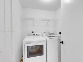 21055 Yacht Club Dr 2104, Aventura FL 33180