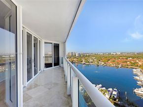 21055 Yacht Club Dr 2104, Aventura FL 33180