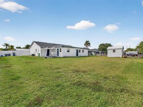 141 Eider Ct, Royal Palm Beach FL 33411