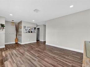 141 Eider Ct, Royal Palm Beach FL 33411