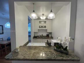 100 Sunrise Dr 5, Key Biscayne FL 33149