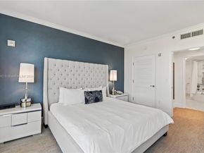 4401 Collins Ave 915, Miami Beach FL 33140