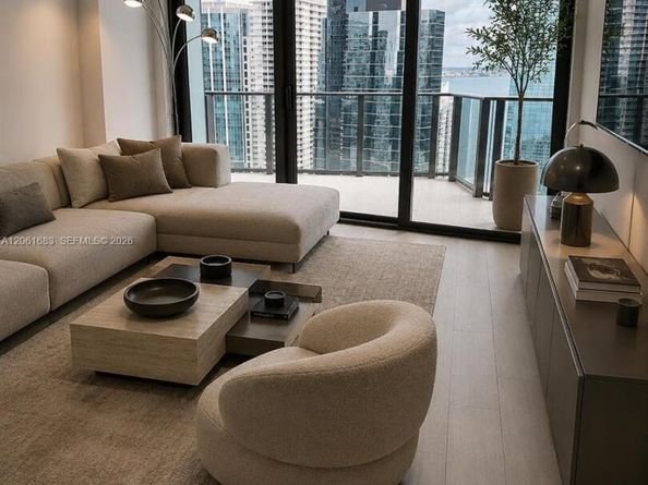 1300 S Miami Avenue 2704, Miami FL 33130