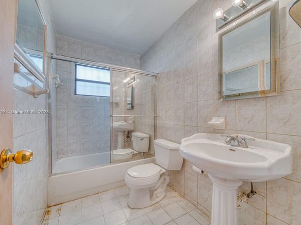 3251 S Lake Dr, Miami FL 33155