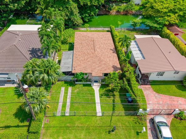 3251 S Lake Dr, Miami FL 33155