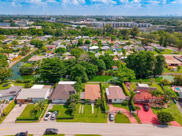3251 S Lake Dr, Miami FL 33155