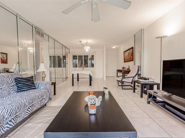 200 178th Dr 406, Sunny Isles Beach FL 33160