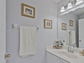 16256 SW 97th St, Miami FL 33196