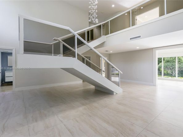 413 Santurce Ave, Coral Gables FL 33143