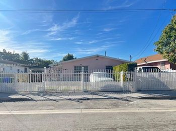 3240 NW 3rd Ave