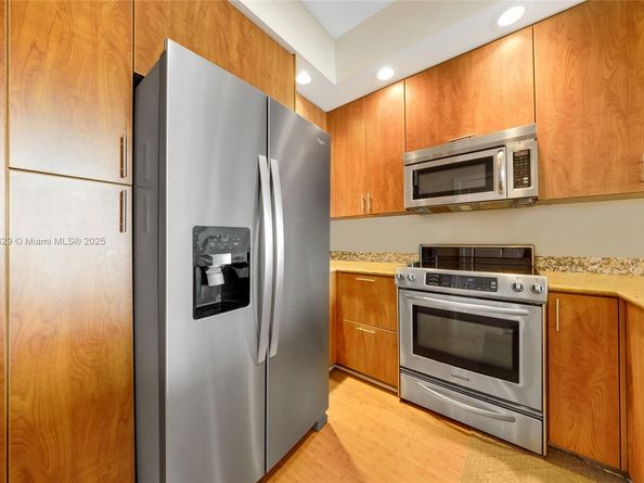 315 NE 3rd Ave 1809, Fort Lauderdale FL 33301