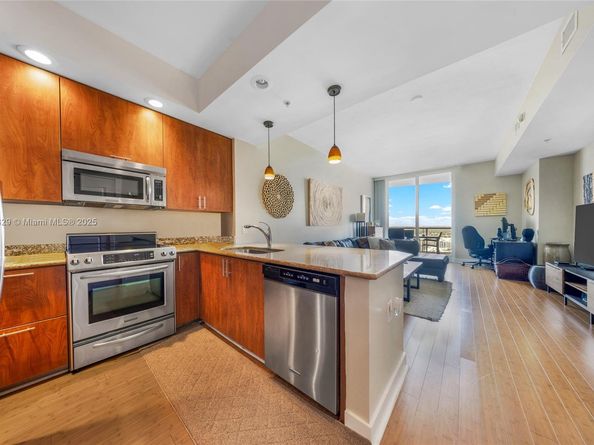 315 NE 3rd Ave 1809, Fort Lauderdale FL 33301