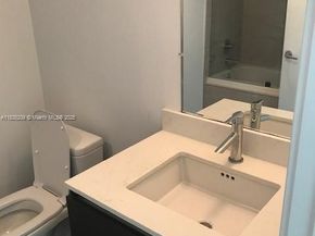 6620 Indian Creek Dr 607, Miami FL 33141