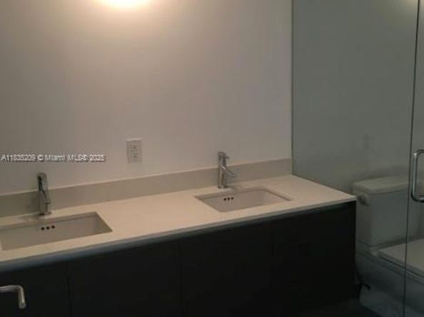 6620 Indian Creek Dr 607, Miami FL 33141