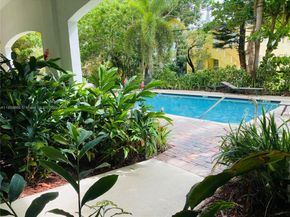 20 Calabria Ave 401, Coral Gables FL 33134