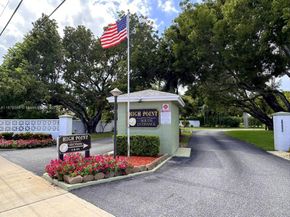 285 N High Point Blvd A, Boynton Beach FL 33435