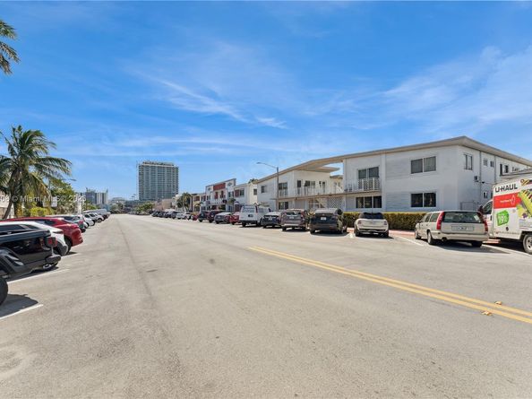 7440 Byron Ave 1B, Miami Beach FL 33141