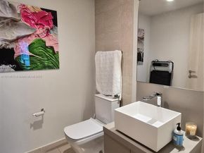 1000 SE Brickell Plz 2101, Miami FL 33131