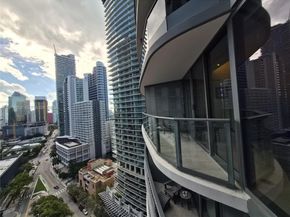 1000 Brickell Plz 2101, Miami FL 33131