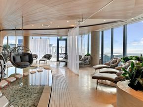 1000 SE Brickell Plz 2101, Miami FL 33131