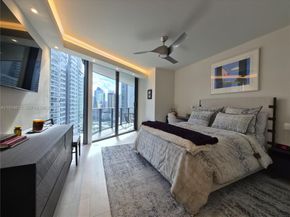 1000 Brickell Plz 2101, Miami FL 33131