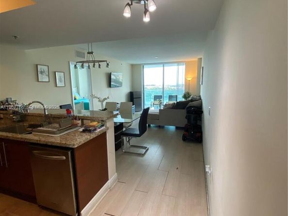 2681 N Flamingo Rd 1105S, Sunrise FL 33323