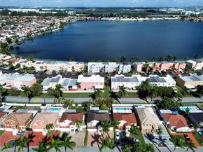 12415 NW 7th St, Miami FL 33182