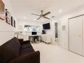 261 SW 30th Rd, Miami FL 33129