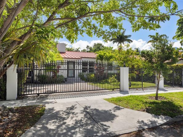 261 SW 30th Rd, Miami FL 33129