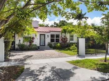 261 SW 30th Rd